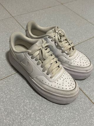 Nike Court Vision Alta