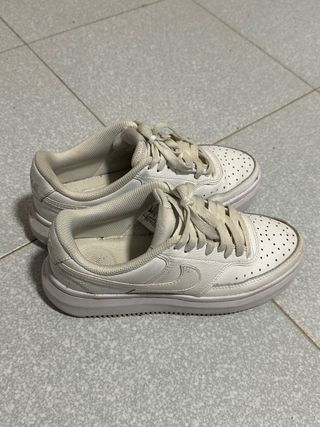 Nike Court Vision Alta