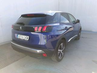 Peugeot 3008 Hybrid 225 e-EAT8 Allure