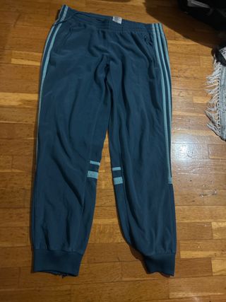 Pantalón Adidas azul tiro bajo