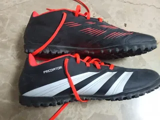 Botas Turf Adidas Predator Negras Rojas