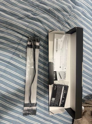 Lian Li Strimer Plus V2 Triple 8 Pin