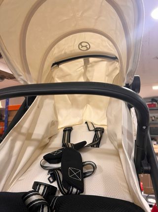 Cybex Beezy Carrinho Bege Claro PU1