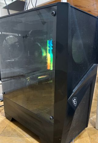 Torre PC Gamer MSI Negra RGB