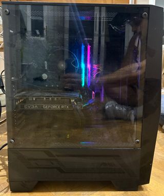 Torre PC Gamer MSI Negra RGB