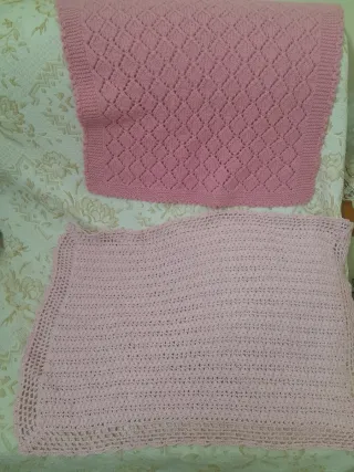 2 scialletti fatti a mano in lana e filo