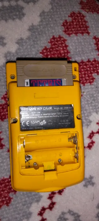 Game Boy Color Giallo + Cartuccia Tetris