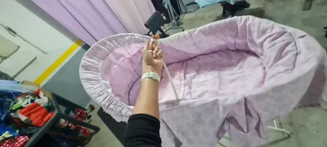 Moisés para bebé rosa