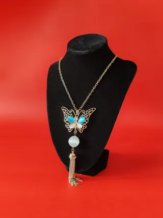 Collana con Farfalla e Pendente