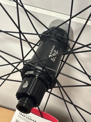 Rueda Trasera DT Swiss HX 1700 Hybrid LS 29”