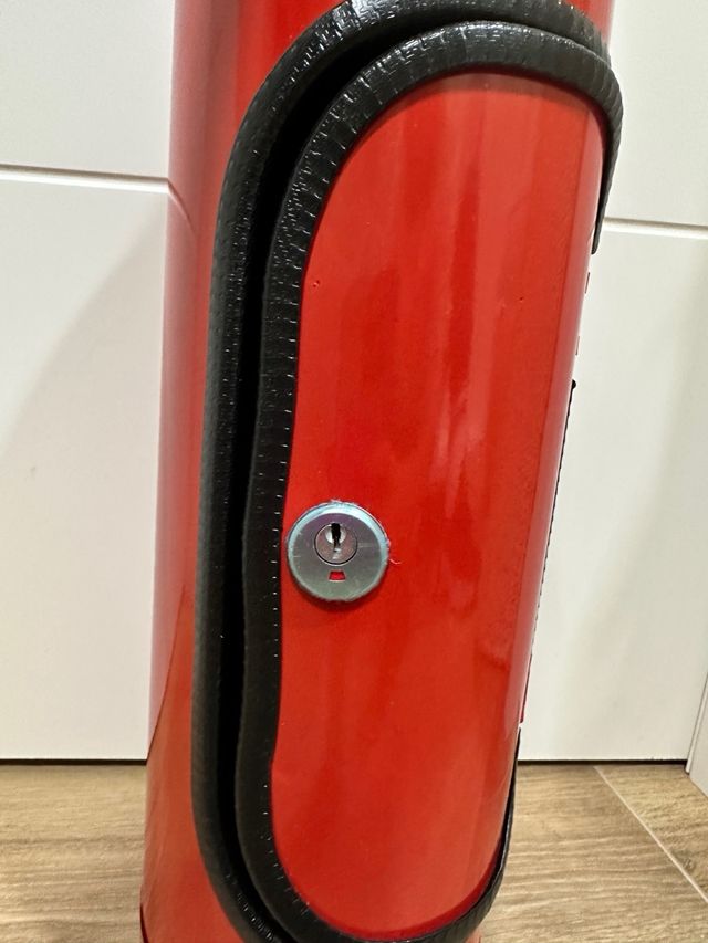 Minibar Extintor Rojo