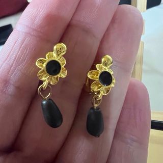 Pendientes Corales Negros y Dorados
