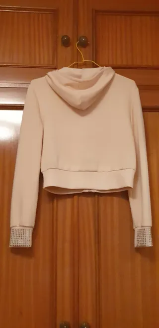 Chaqueta rosa con lentejuelas plateadas