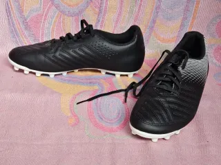 Botines de fútbol negros talla 39