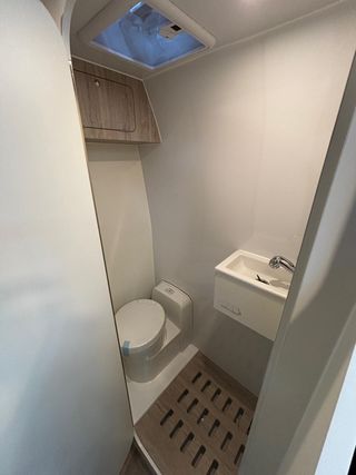 Peugeot Boxer 2.2BLUEHDI CAMPER L3H2 140CV