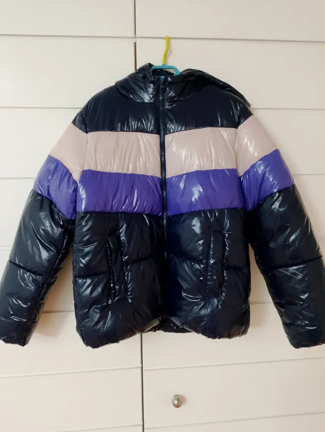 Plumífero niña brillante Benetton