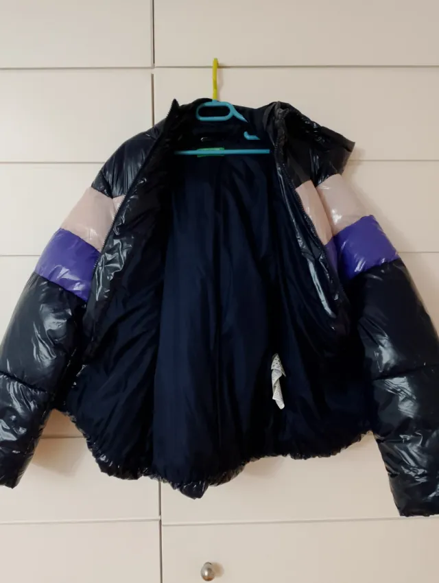 Plumífero niña brillante Benetton