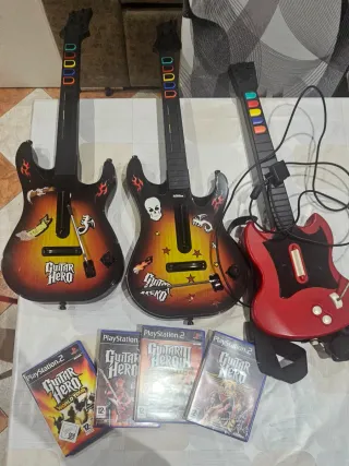 Pack Guitar Hero PS2 con 3 guitarras y 4 juegos