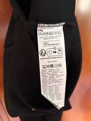 Pantalón negro mujer tipo legging con cremalleras