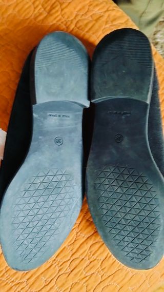 Zapatos negros mujer detalle brillante