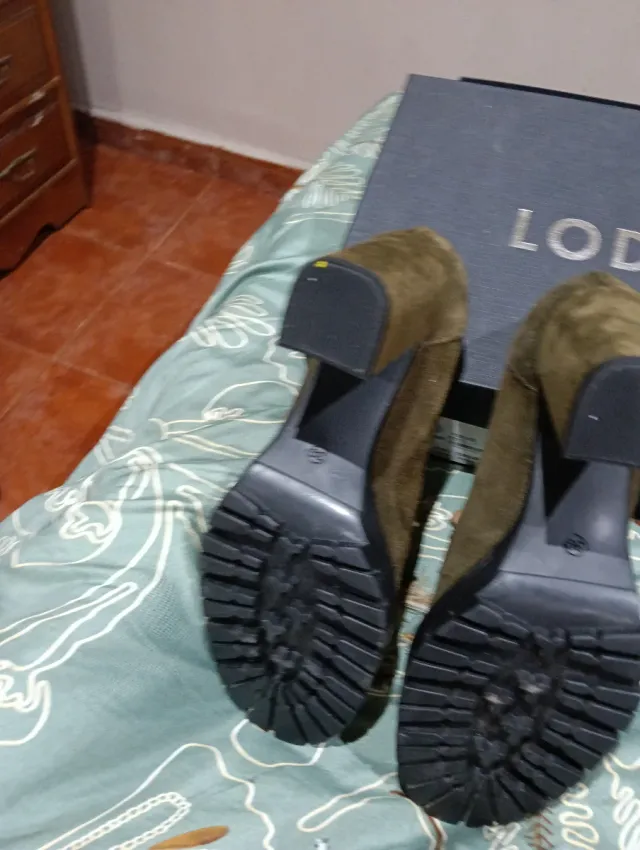 Zapatos ante verde Talla 39