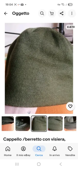 Berretto militare verde con visiera