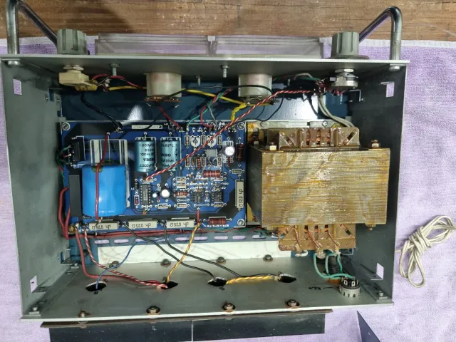 Fuente Alimentación FCC 30V 3A