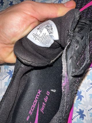 Nike Invincible 3 Negro/Rosa