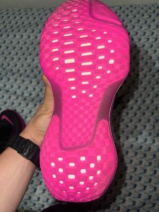 Nike Invincible 3 Negro/Rosa