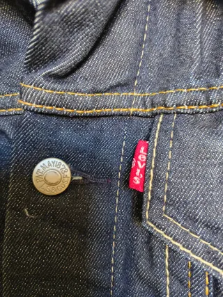 Cazadora Levi's 72500 Talla S