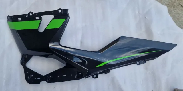 CARENA INFERIORE DESTRA KAWASAKI NINJA 400