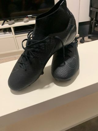 Botas de fútbol Nike Seminuevas