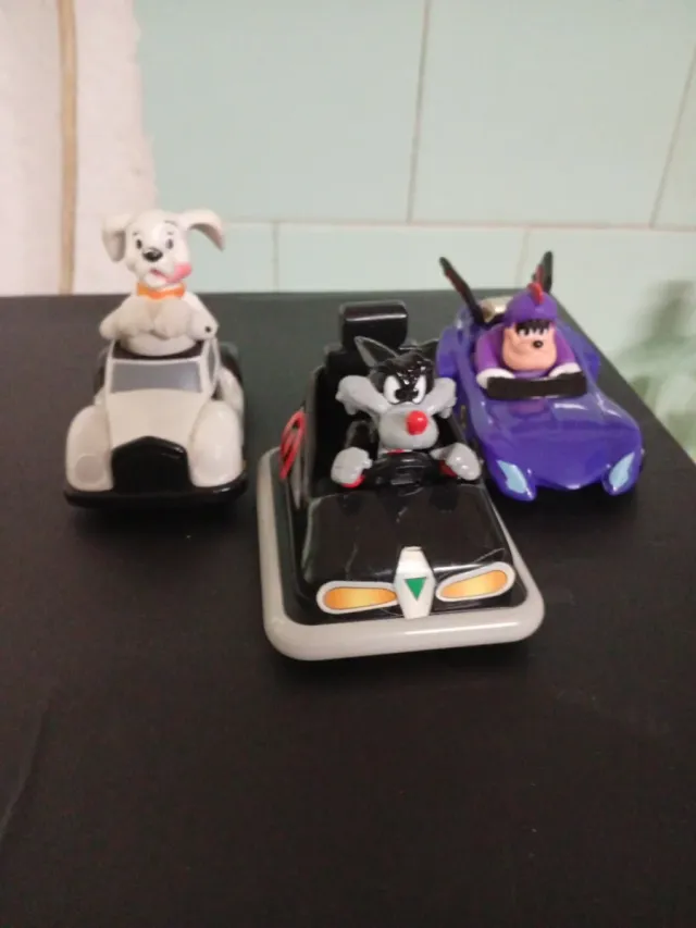 Lote 3 coches: Dálmata, Pete y Silvestre