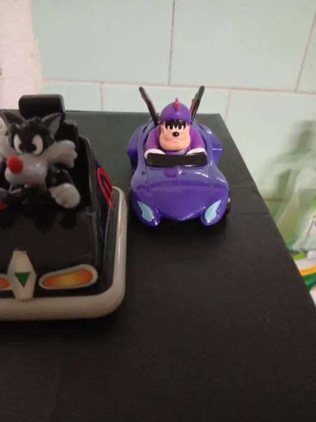 Lote 3 coches: Dálmata, Pete y Silvestre