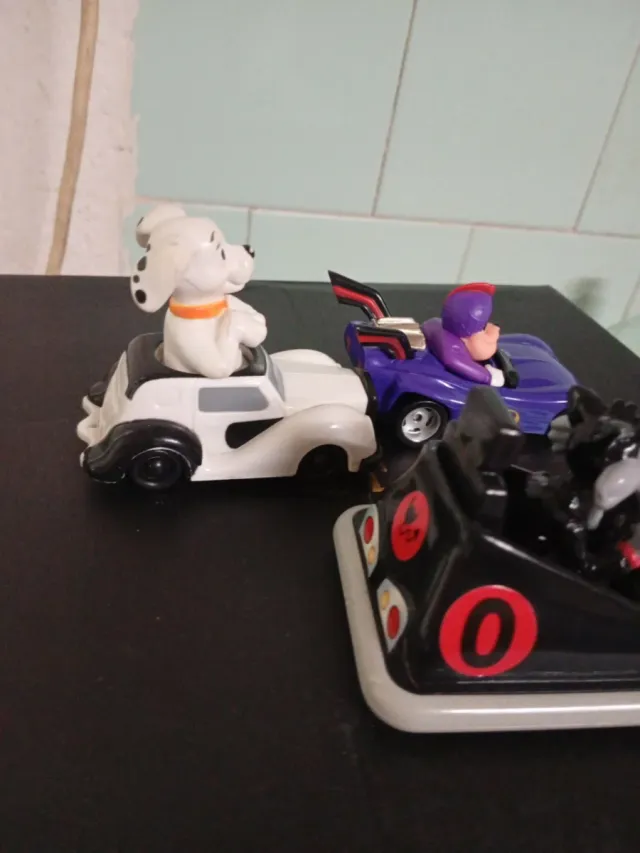 Lote 3 coches: Dálmata, Pete y Silvestre