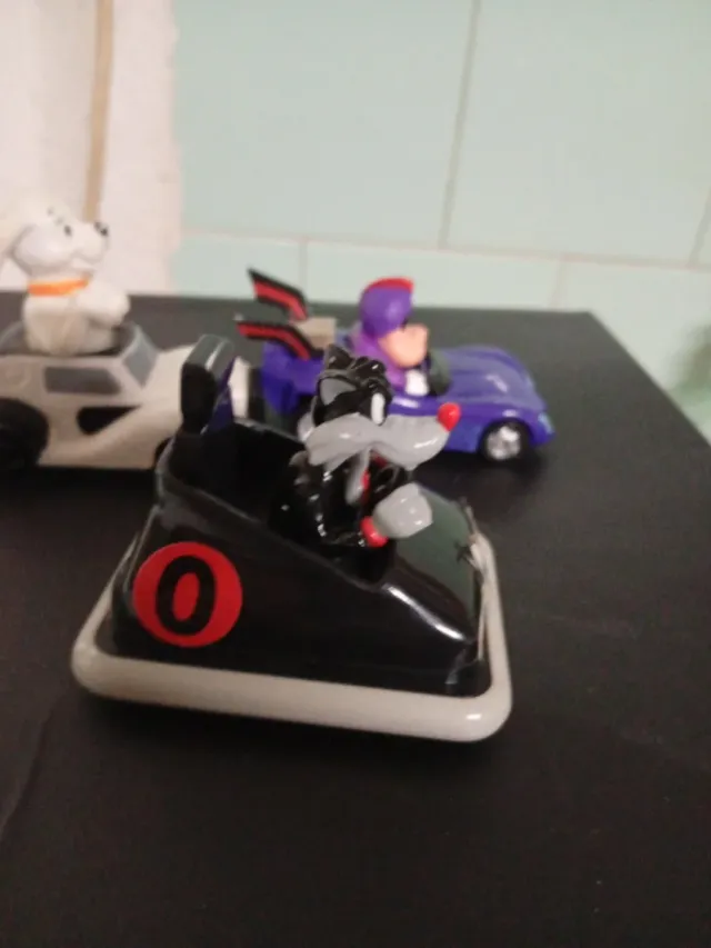 Lote 3 coches: Dálmata, Pete y Silvestre