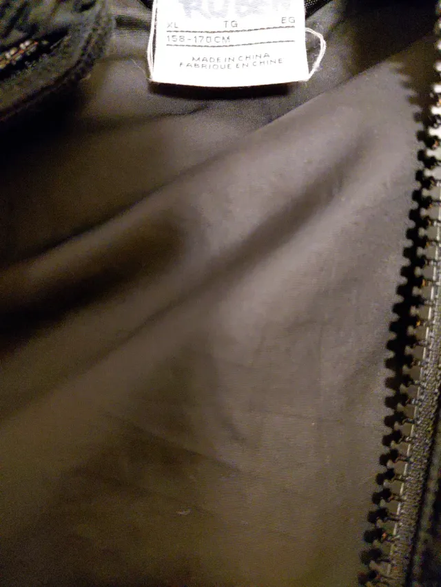 Cazadora Nike niño negra talla XL 158-170cm