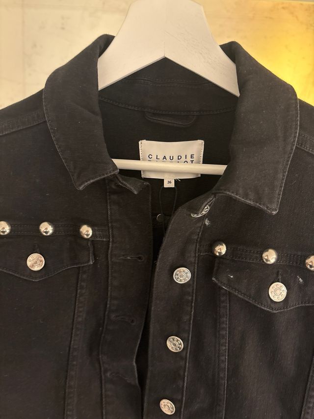 Chaqueta vaquera Claudie Pierlot tachuelas