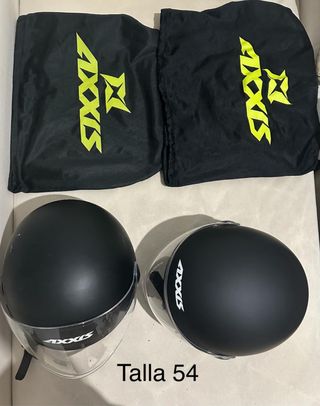 Cascos Moto AXXS Talla 54 (2uds) 1 casco 50€
