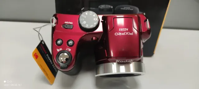 Cámara Kodak Pixpro AZ252 Roja