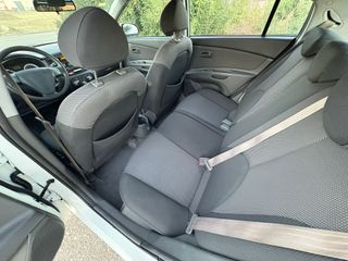 KIA Rio Pegatina2006