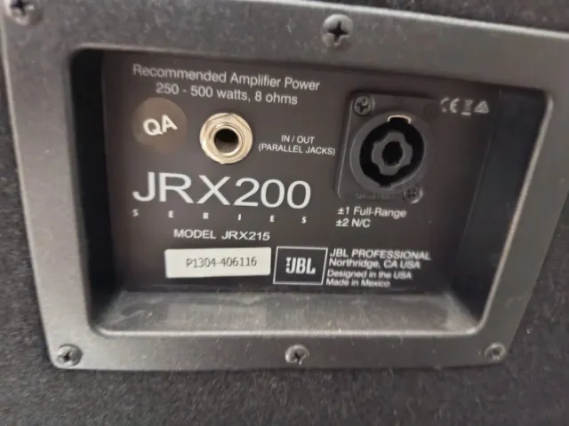 Pareja Altavoces JBL JRX215
