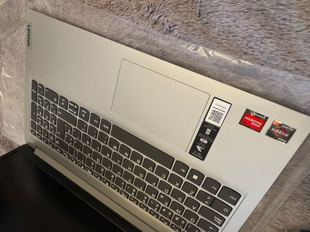 Lenovo IdeaPad 1 15,6 Full HD, 16GB RAM, 512GB SSD