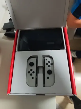 Nintendo Switch OLED Blanca + Minecraft