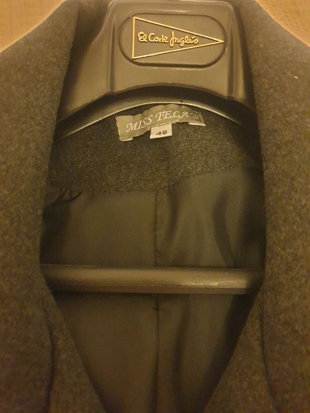 Abrigo de mujer estampado