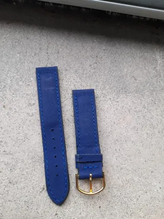 Cinturino vera pelle blu con fibbia oro