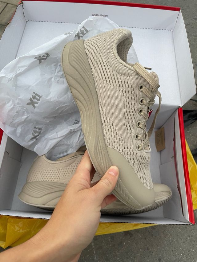 Zapatillas Xti The Urban Brand Talla 39 Beige
