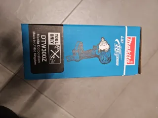 Makita DTW300Z 18V LXT Llave de Impacto