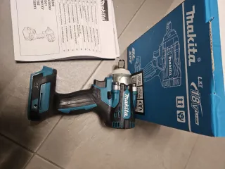 Makita DTW300Z 18V LXT Llave de Impacto