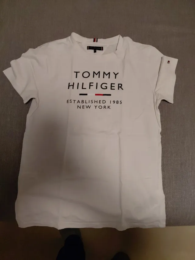 Camiseta Tommy Hilfiger niño blanca talla 164